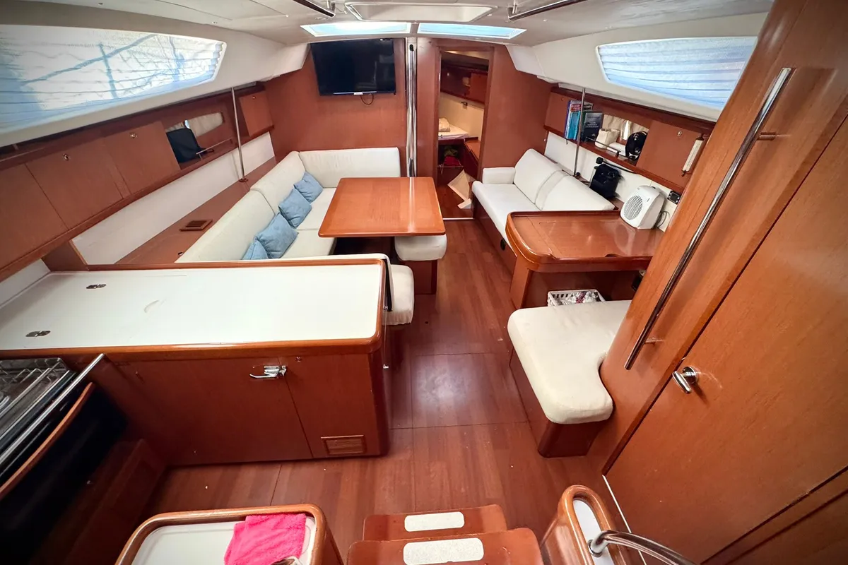 Salon of Viento, a Beneteau Oceanis 46 sailboat at Fethiye, Turkey