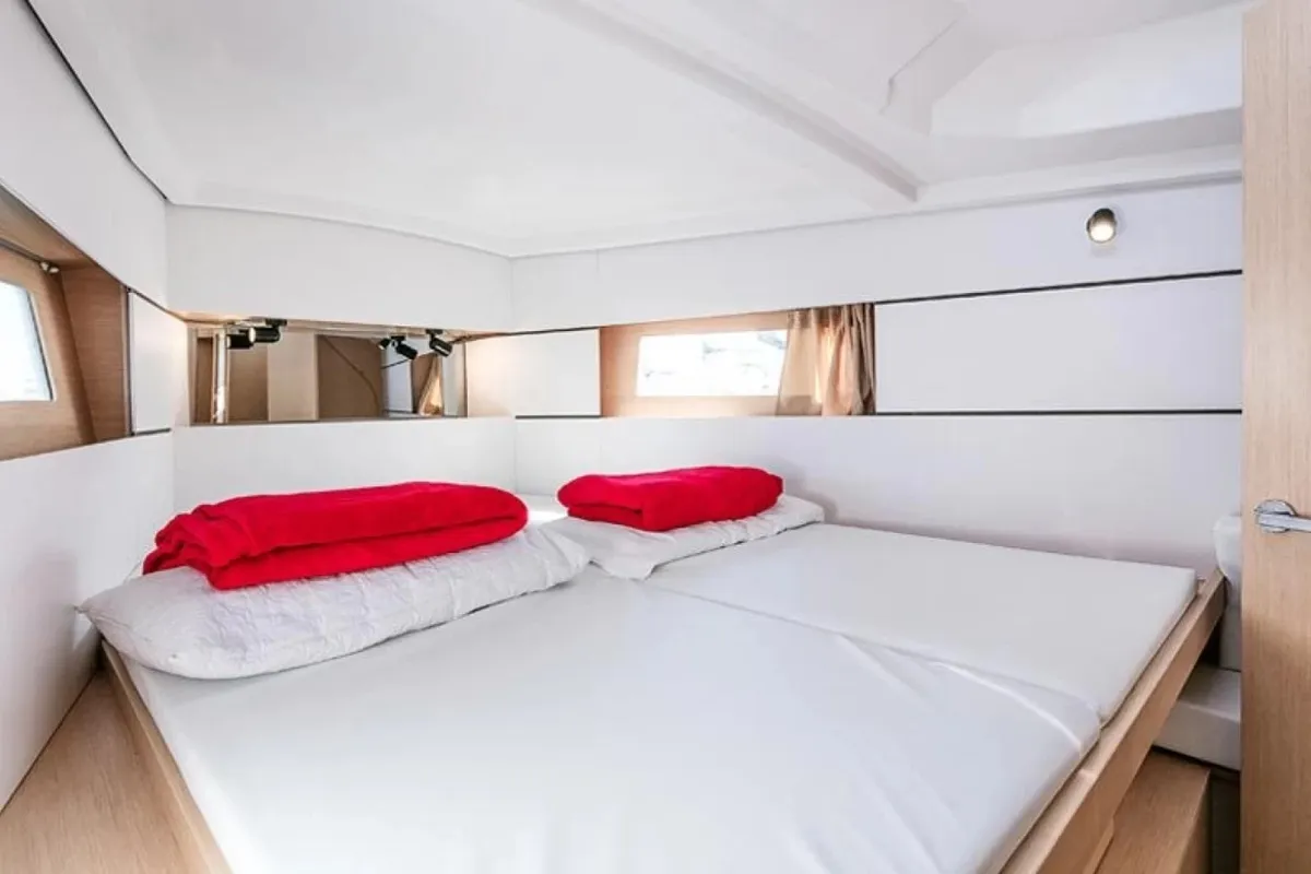 Cabin on Epicteto, a Beneteau Oceanis 38 sailboat at Castelló d'Empúries, Spain