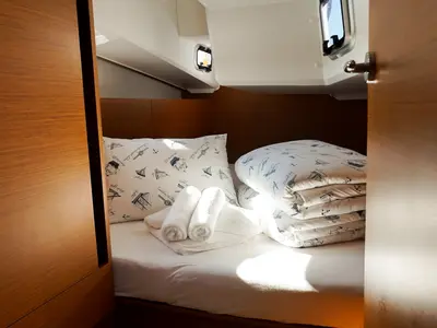 Cabin on Kingfisher, a Jeanneau Sun Odyssey 410 sailboat at Pirovac, Croatia