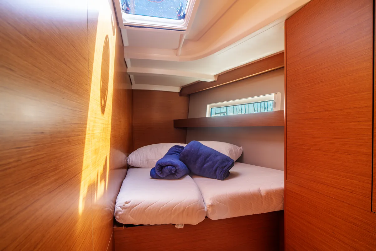 Cabin on Marilyn, a Jeanneau Sun Odyssey 440 sailboat at Olbia, Italy