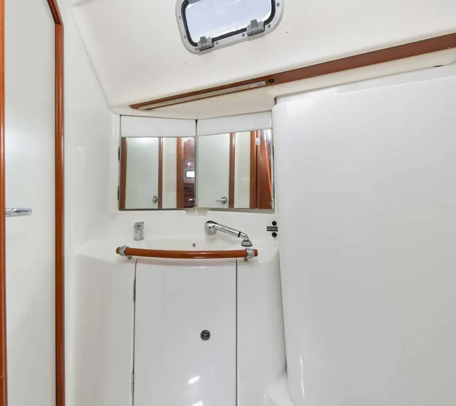 Head on Thalassa, a Beneteau Oceanis 423 sailboat at Preveza, Greece
