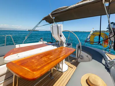 Deck of Thalassa, a Beneteau Oceanis 423 sailboat at Preveza, Greece