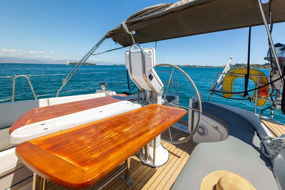 Deck of Thalassa, a Beneteau Oceanis 423 sailboat at Preveza, Greece