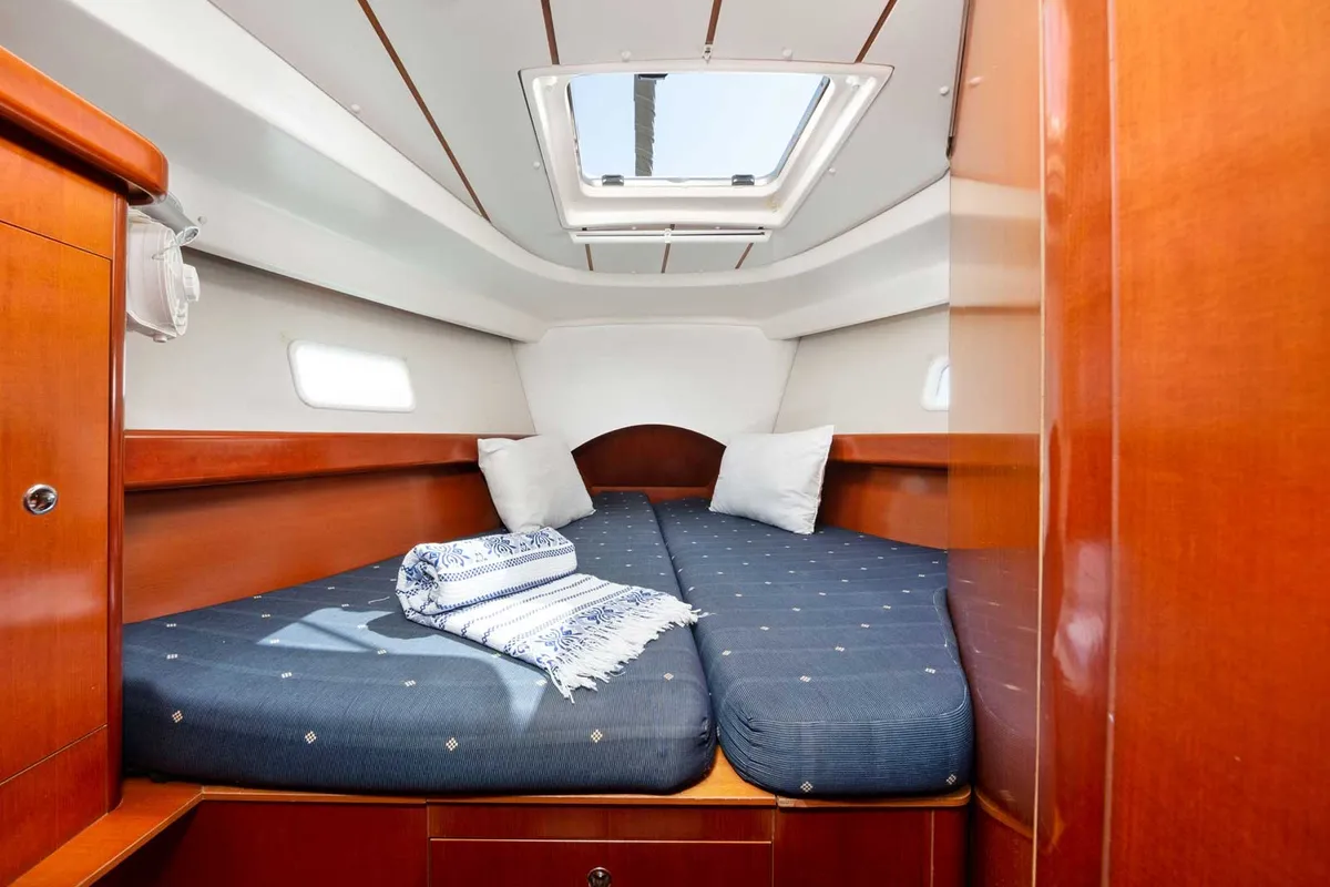 Cabin on Thalassa, a Beneteau Oceanis 423 sailboat at Preveza, Greece