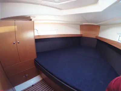 Cabin on Mimi, a Bavaria Cruiser 37 sailboat at Općina Vrsar, Croatia