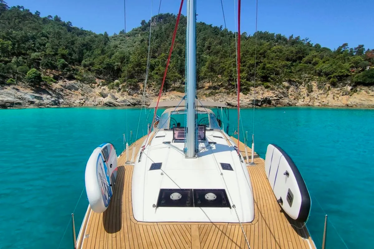 Deck of Aldebaran, a Jeanneau Sun Odyssey 509 sailboat at Kavala, Greece