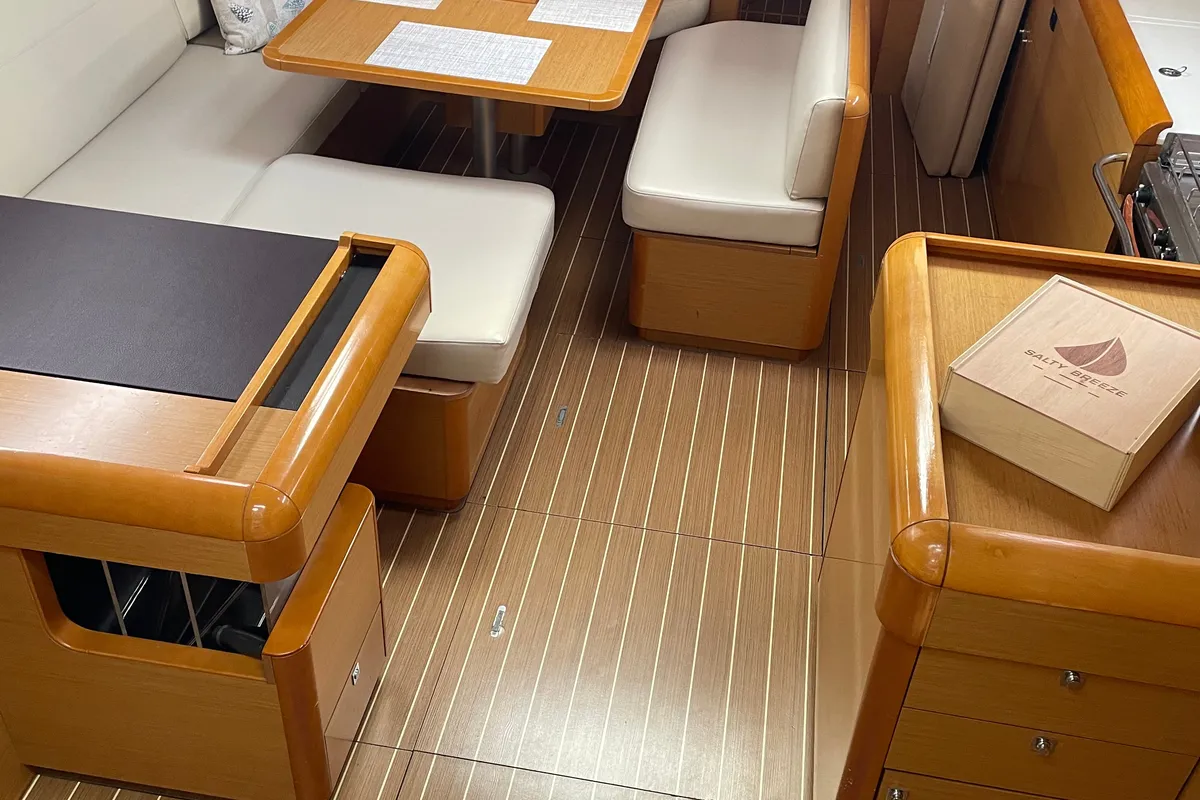 Salon of Aldebaran, a Jeanneau Sun Odyssey 509 sailboat at Kavala, Greece