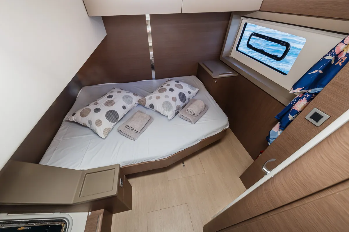 Cabin on Aldebaran, a Bali 4.8 catamaran at Roche Caiman, Seychelles