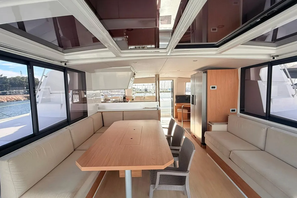 Salon of Seven, a Bali 4.4 catamaran at Figari, Italy