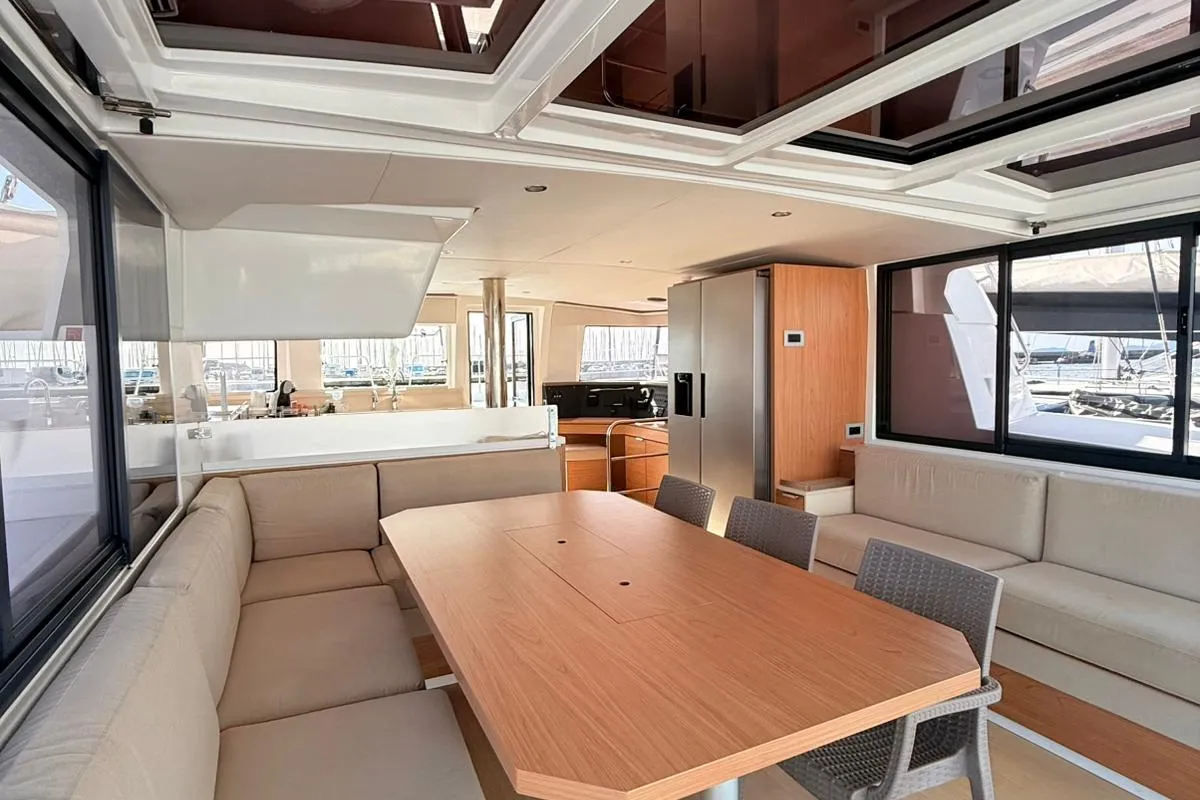 Salon of Seven, a Bali 4.4 catamaran at Figari, Italy
