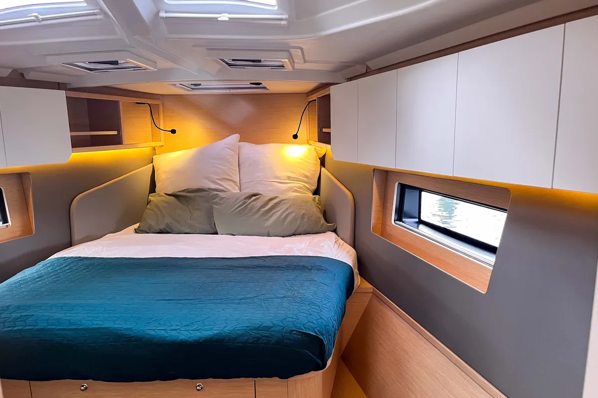 Cabin on Voulez-Vous, a Dufour 41 sailboat at Rostock, Germany