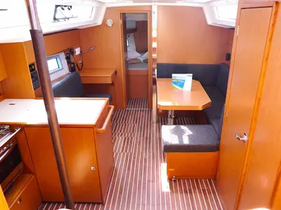 Salon of Talia, a Bavaria C38 sailboat at Kontokali, Greece