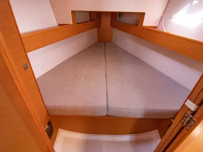 Cabin on Nevena, a Jeanneau Sun Odyssey 33i sailboat at Pylaros Municipal Unit, Greece