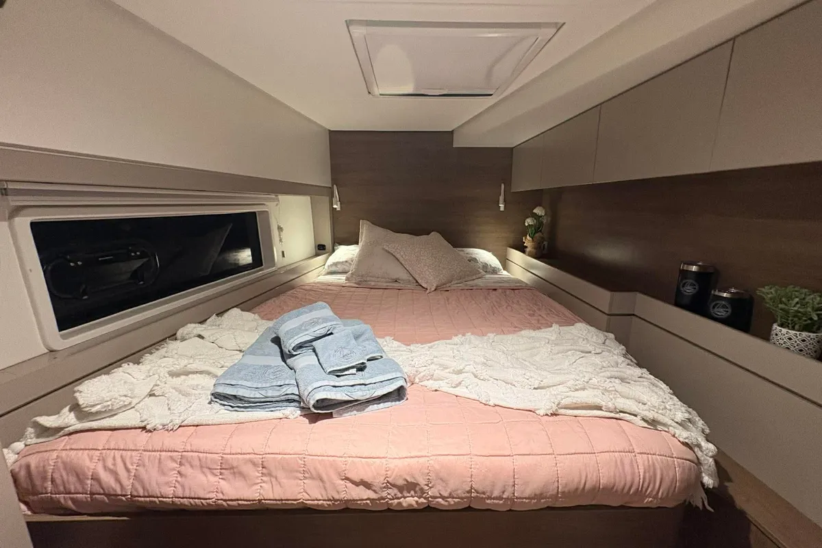 Cabin on Jackalope, a Bali 4.4 catamaran at Nassau, Bahamas