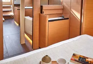 Cabin on Lyon, a Jeanneau Sun Odyssey 410 sailboat at Capo d'Orlando, Italy