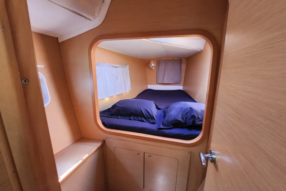 Cabin on Arcane, a Lagoon 380 catamaran at Pointe-à-Pitre, France