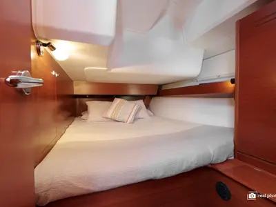 Cabin on Asia - Solar Panel, a Dufour 460 Grand Large sailboat at Puntone di Scarlino, Italy