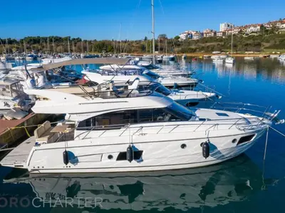 Alexander, a Bavaria Virtess 420 Fly motor yacht at Punat, Croatia