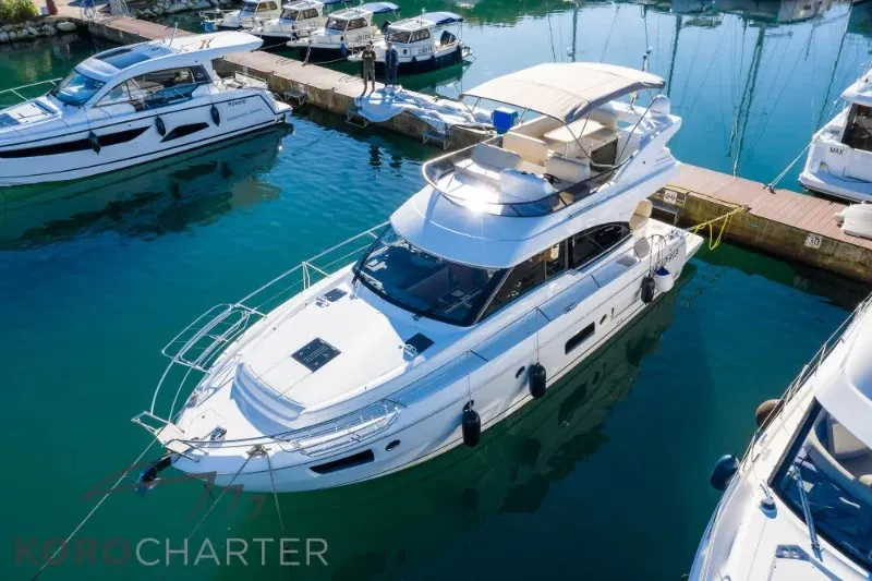 Alexander, a Bavaria Virtess 420 Fly motor yacht at Punat, Croatia