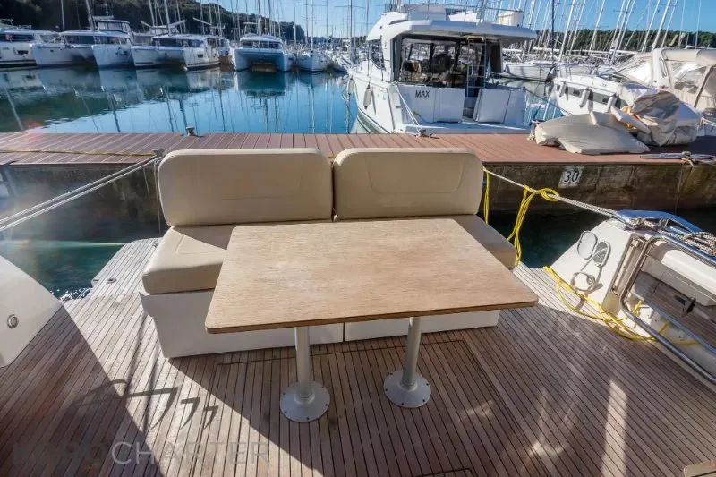 Alexander, a Bavaria Virtess 420 Fly motor yacht at Punat, Croatia