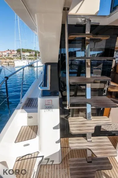 Alexander, a Bavaria Virtess 420 Fly motor yacht at Punat, Croatia
