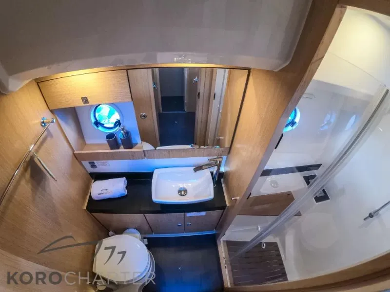 Alexander, a Bavaria Virtess 420 Fly motor yacht at Punat, Croatia