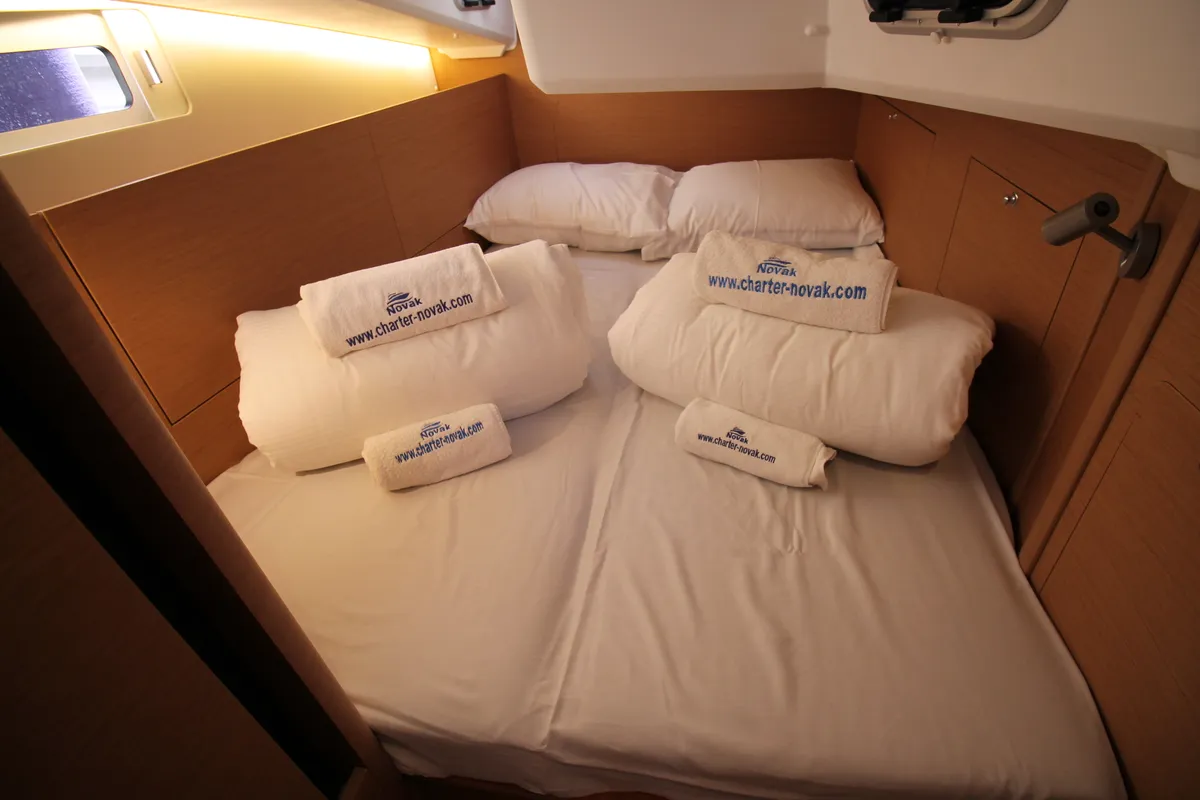 Cabin on Bona Res, a Jeanneau Sun Odyssey 410 sailboat at Grad Biograd na Moru, Croatia