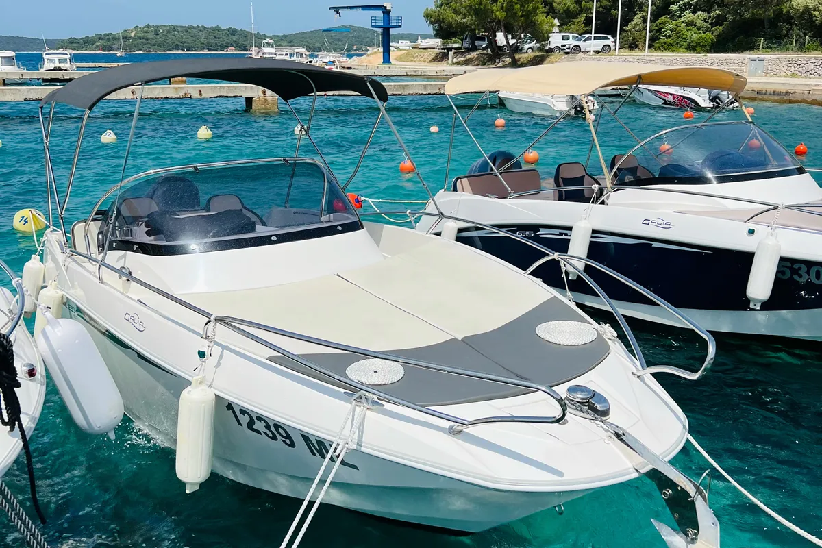 Exterior view of Galeon Galia 630, a motorboat at Mali Lošinj, Croatia