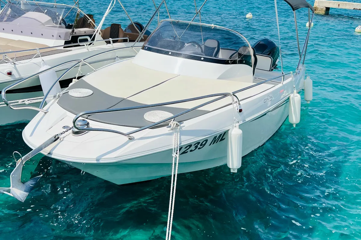 Exterior view of Galeon Galia 630, a motorboat at Mali Lošinj, Croatia