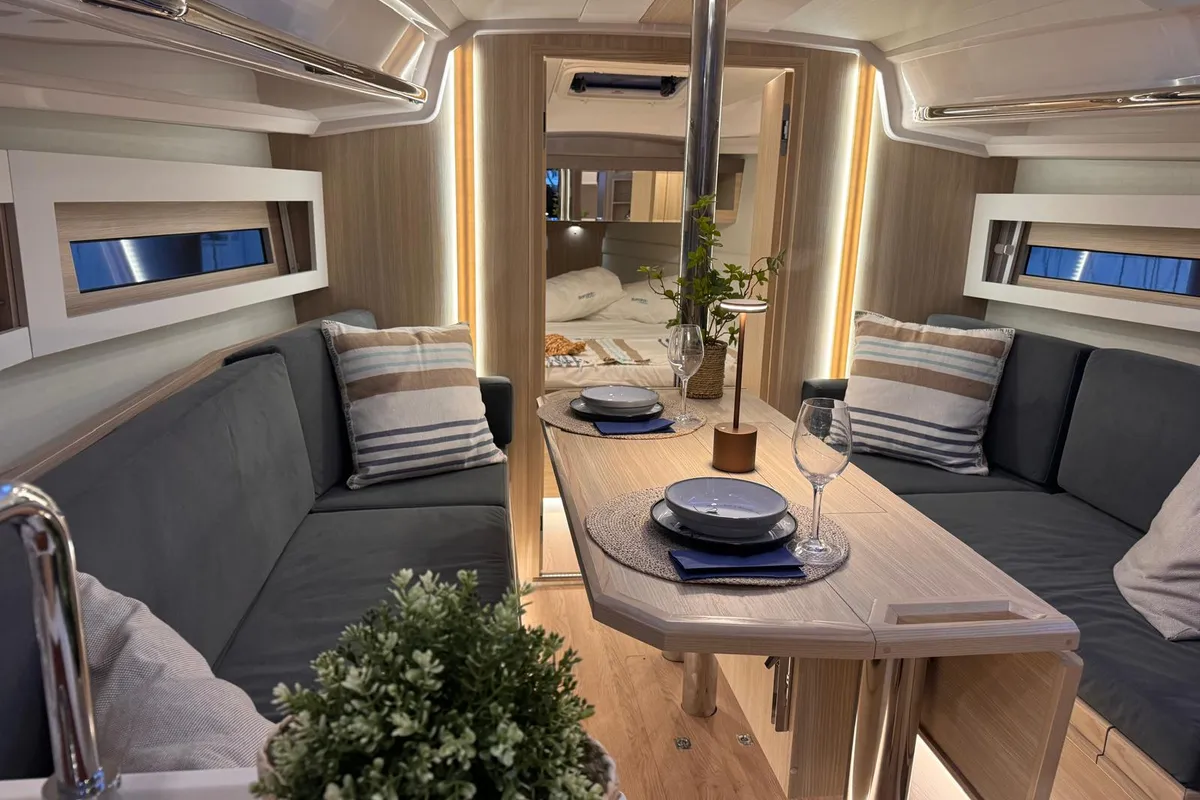 Salon of ALAS, a Northman Maxus 35 sailboat at Capo d'Orlando, Italy