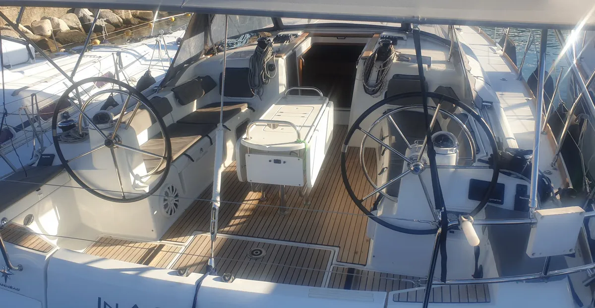 Cockpit of In A Silent Way, a Jeanneau Sun Odyssey 519 sailboat at Tropea, Italy
