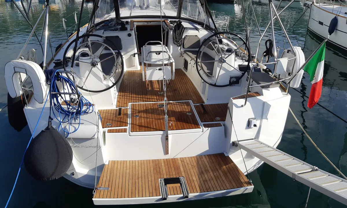 Cockpit of In A Silent Way, a Jeanneau Sun Odyssey 519 sailboat at Tropea, Italy