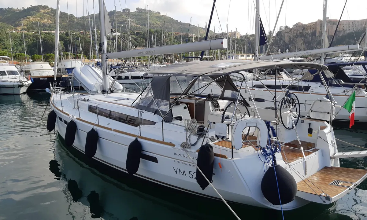 Exterior view of In A Silent Way, a Jeanneau Sun Odyssey 519 sailboat at Tropea, Italy