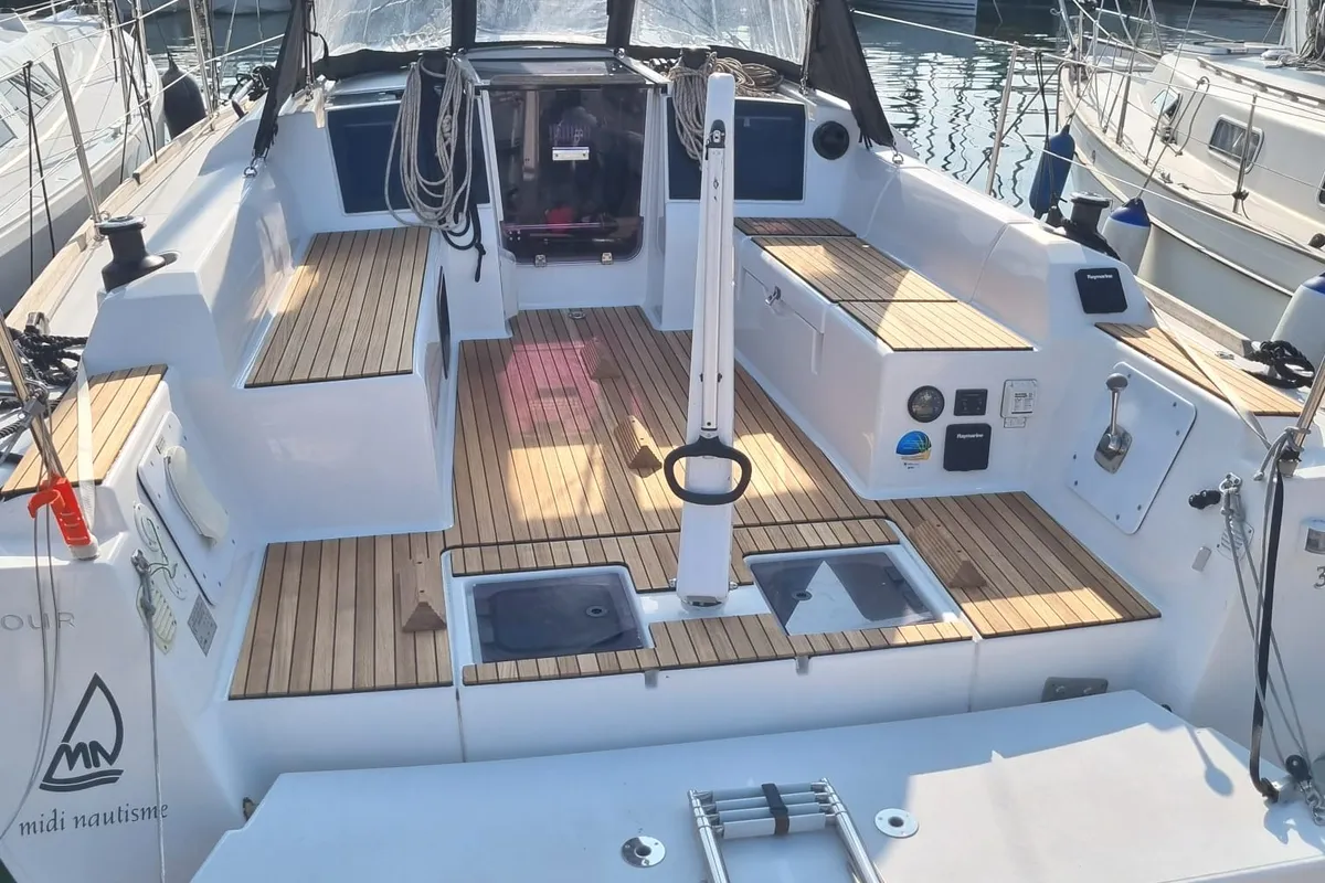 Deck of Major Tom, a Dufour 32 sailboat at Marseille, France