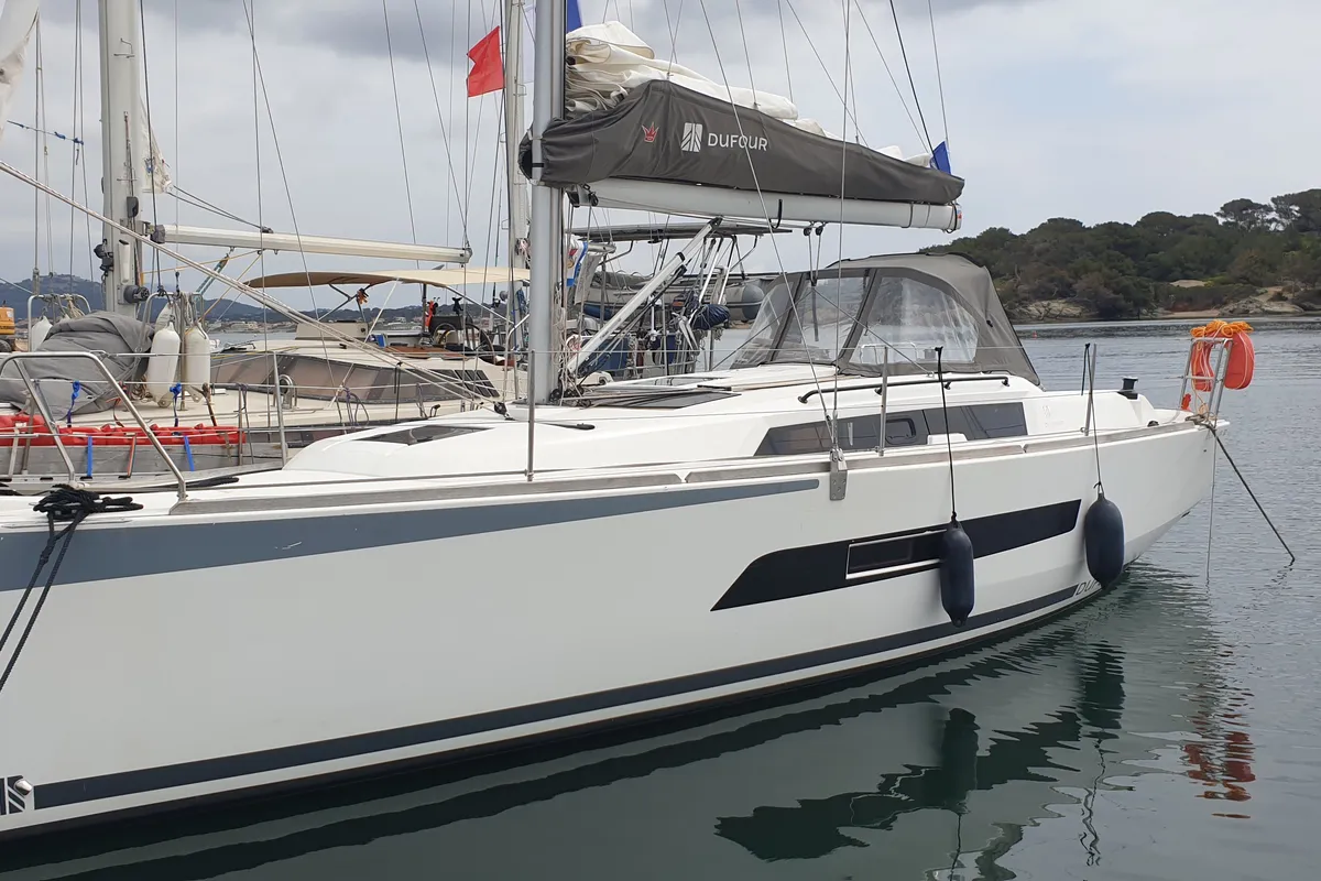 Exterior view of Major Tom, a Dufour 32 sailboat at Marseille, France