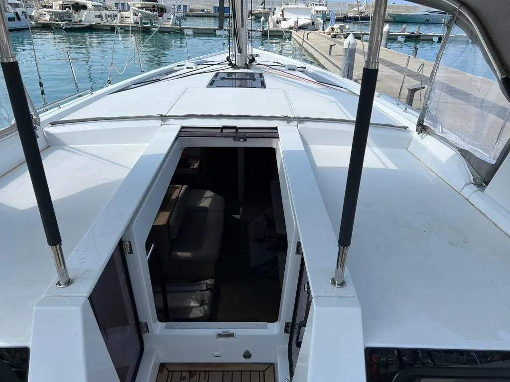 Deck of Libery, a Beneteau Oceanis 51.1 sailboat at Capo d'Orlando, Italy