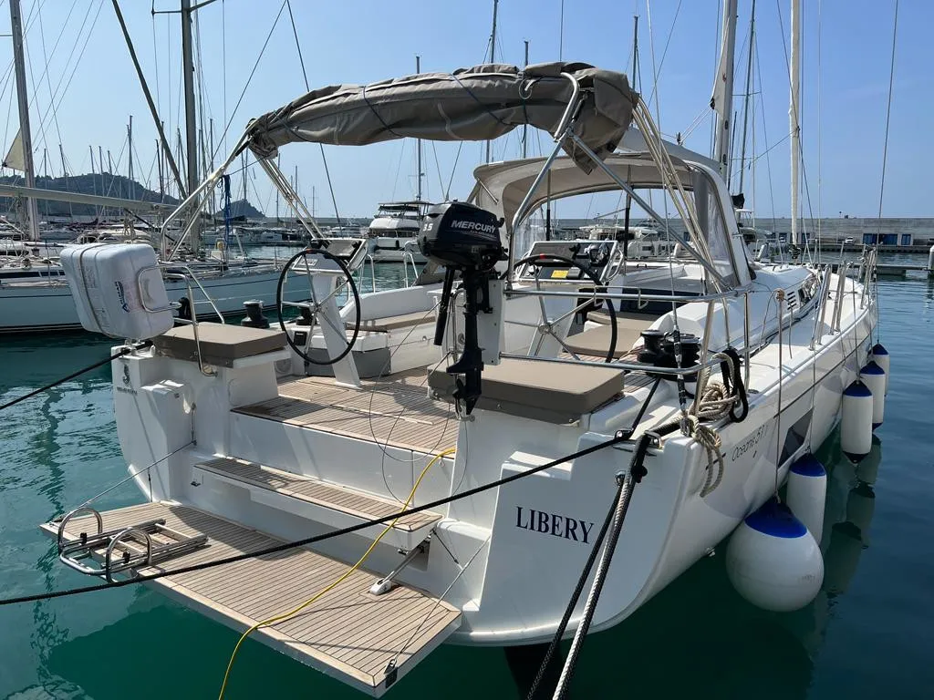Exterior view of Libery, a Beneteau Oceanis 51.1 sailboat at Capo d'Orlando, Italy