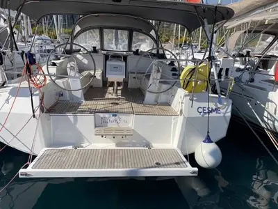 Cockpit of Sideways, a Bavaria C42 sailboat at Fethiye, Turkey