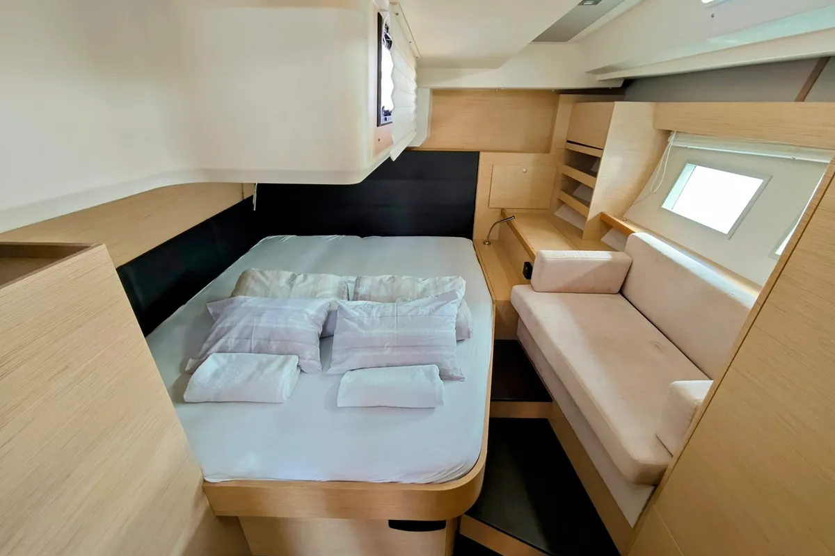 Cabin on Lady Ardea, a Hanse 548 sailboat at Općina Sukošan, Croatia