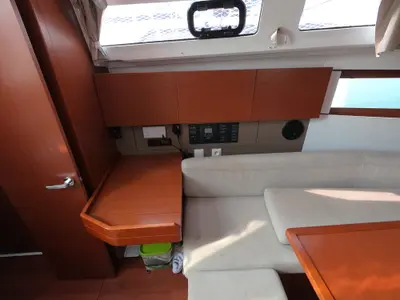 Salon of Abeona, a Beneteau Oceanis 35.1 sailboat at Medulin, Croatia