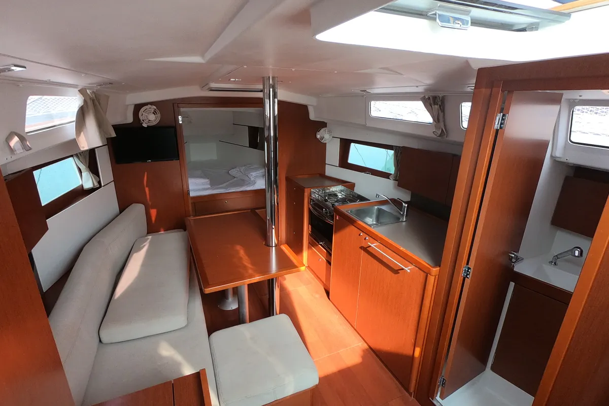 Salon of Abeona, a Beneteau Oceanis 35.1 sailboat at Medulin, Croatia