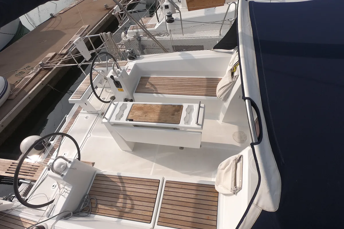 Deck of Abeona, a Beneteau Oceanis 35.1 sailboat at Medulin, Croatia