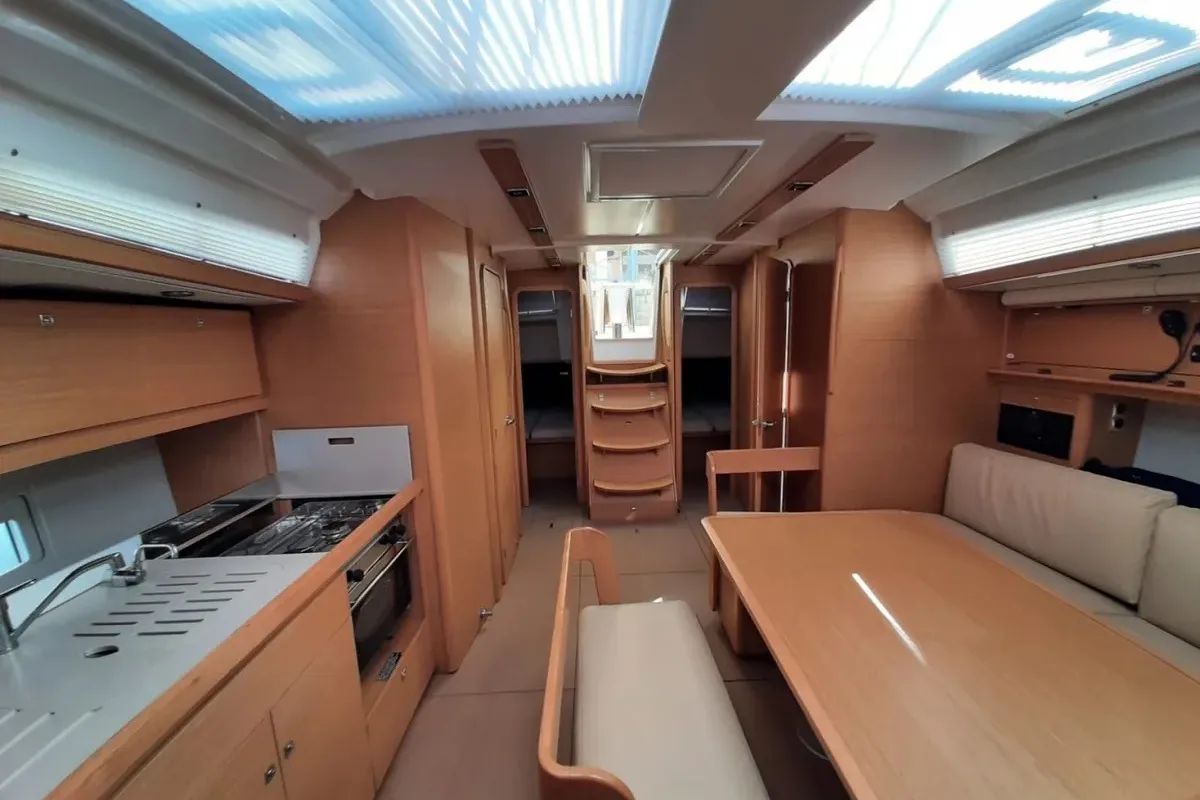Salon of Fiodena, a Dufour 430 sailboat at Palermo, Italy