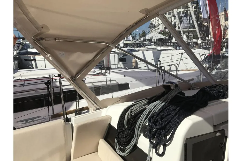 Deck of Kos 440.1, a Jeanneau Sun Odyssey 440 sailboat at Athens, Greece