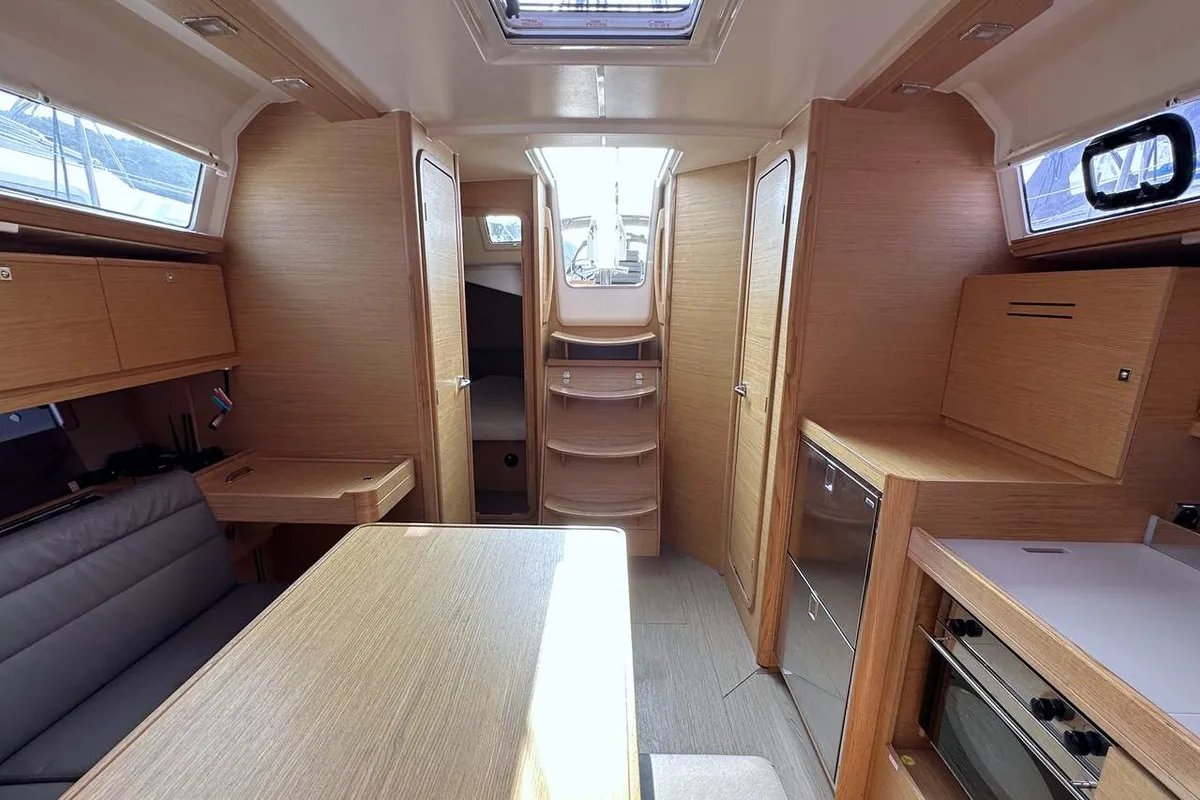 Salon of Lia, a Dufour 382 GL sailboat at Barth, Germany