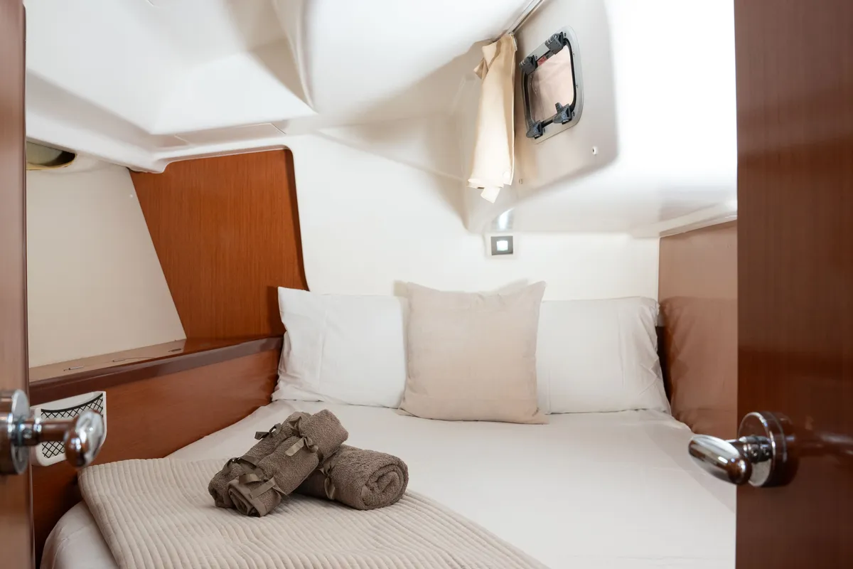 Cabin on Anegada, a Beneteau Oceanis 46 sailboat at Athens, Greece