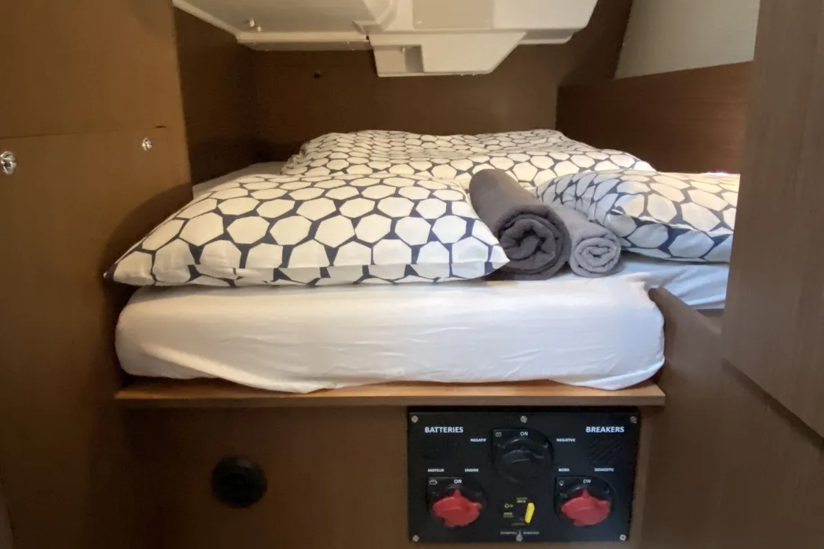 Cabin on Maja, a Beneteau Oceanis 38.1 sailboat at Grad Pula, Croatia