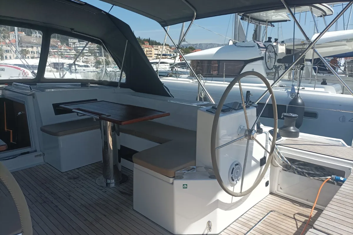 Cockpit of Roza Deflores 2, a Bavaria C50 sailboat at Split, Croatia