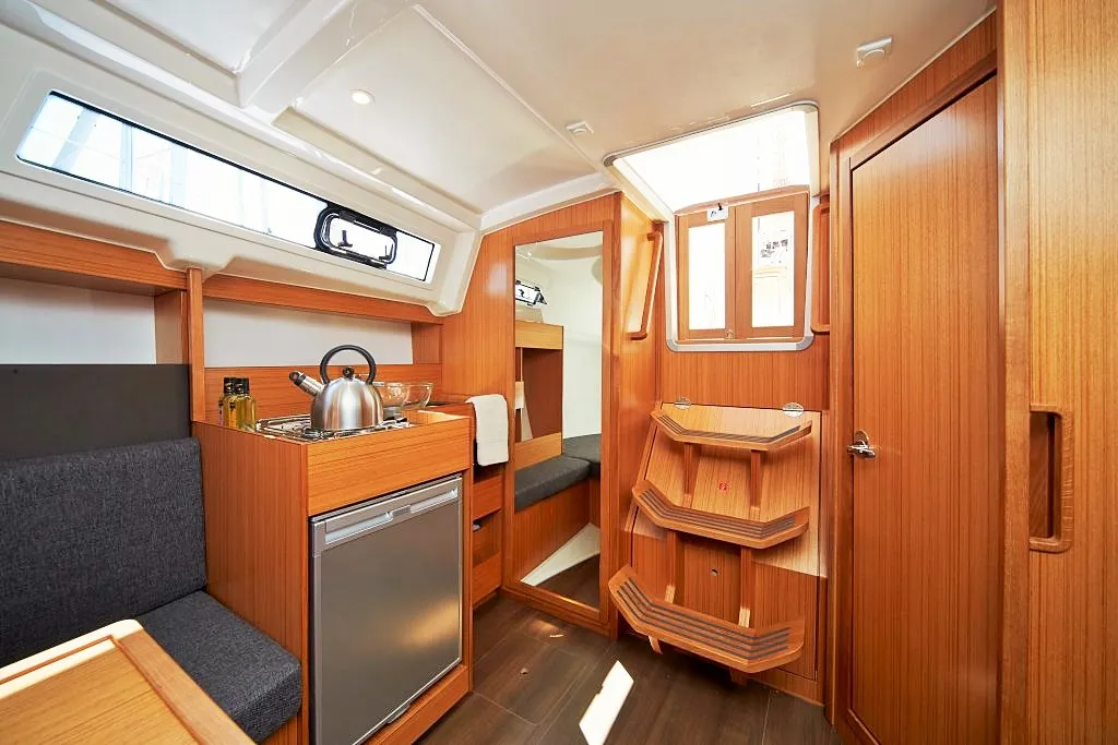 Galley of Jetset 04, a Bavaria Easy 9.7 sailboat at Mai Khao, Thailand