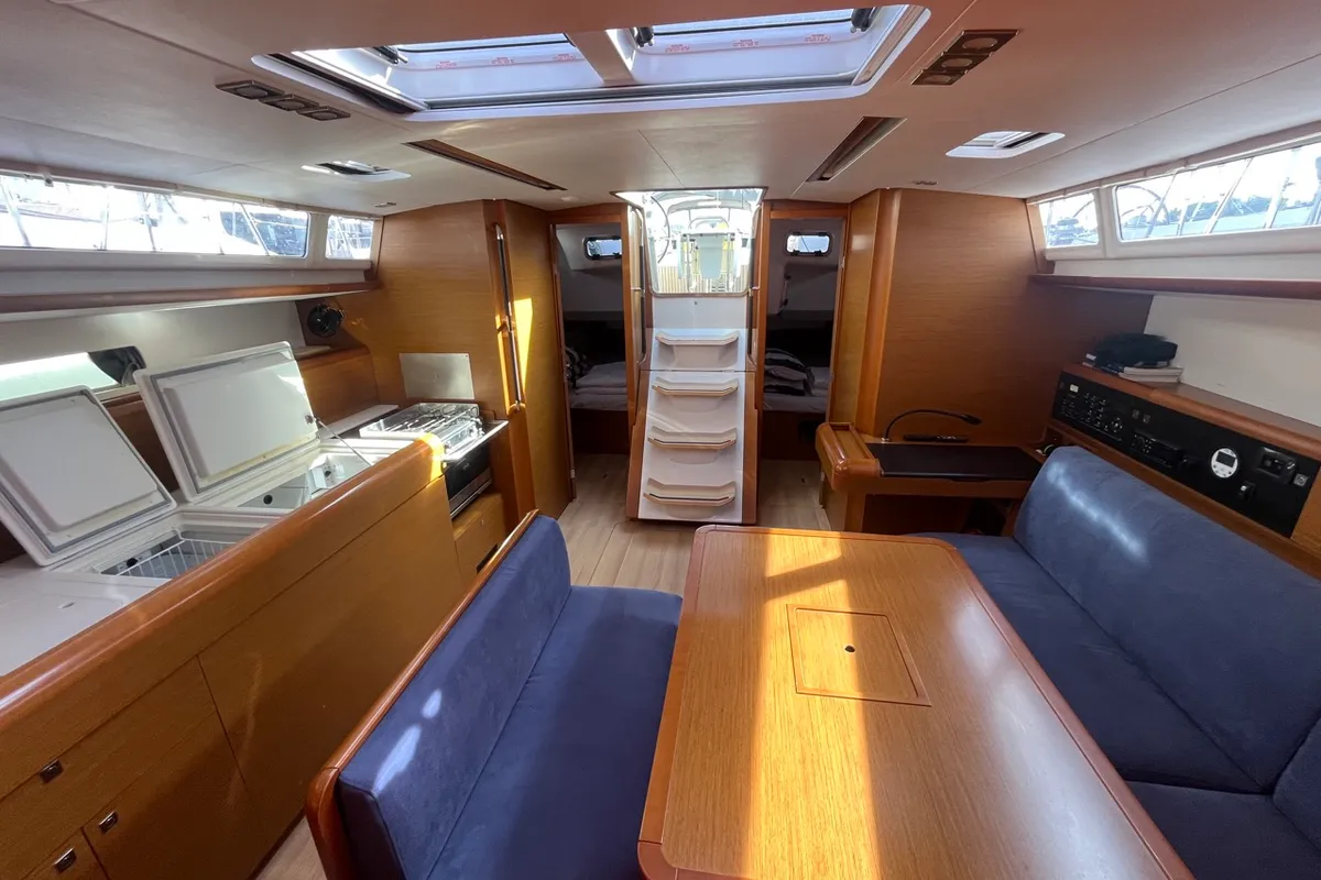 Salon of BELUNA, a Jeanneau Sun Odyssey 479 sailboat at Općina Sukošan, Croatia